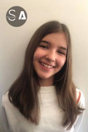 Azra Ç.